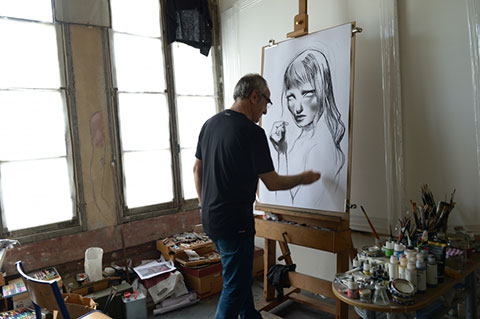 Tanino Liberatore dans son atelier parisien © photo Julia Griner